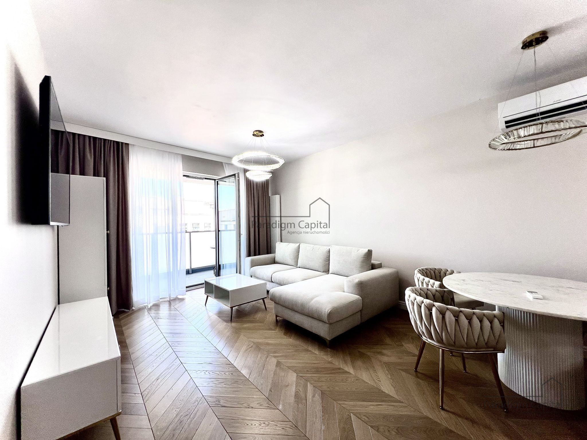 Nowe 2-pokojowe mieszkanie 53 m² z klimatyzacją i garażem