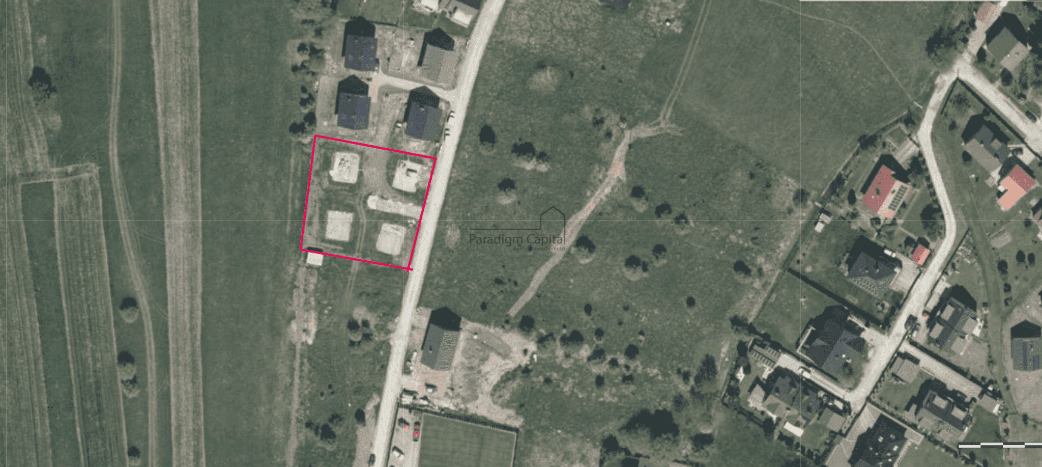 Działka inwestycyjna 18 arów, 4 fundamenty – przy granicy Krakowa