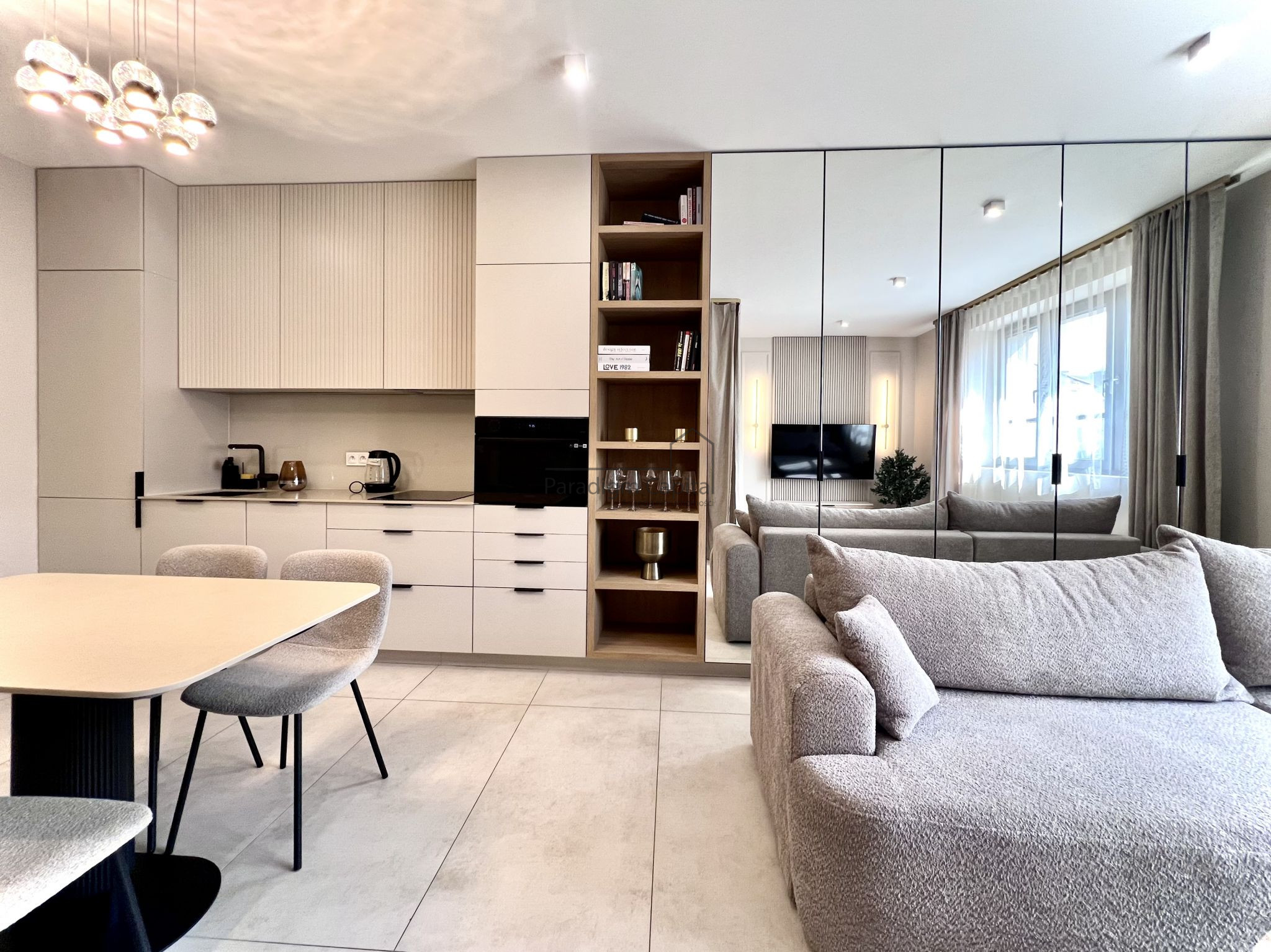 EKSKLUZYWNE STUDIO 40 M² – NOBLE RESIDENCE – WELLNESS – OGRÓD