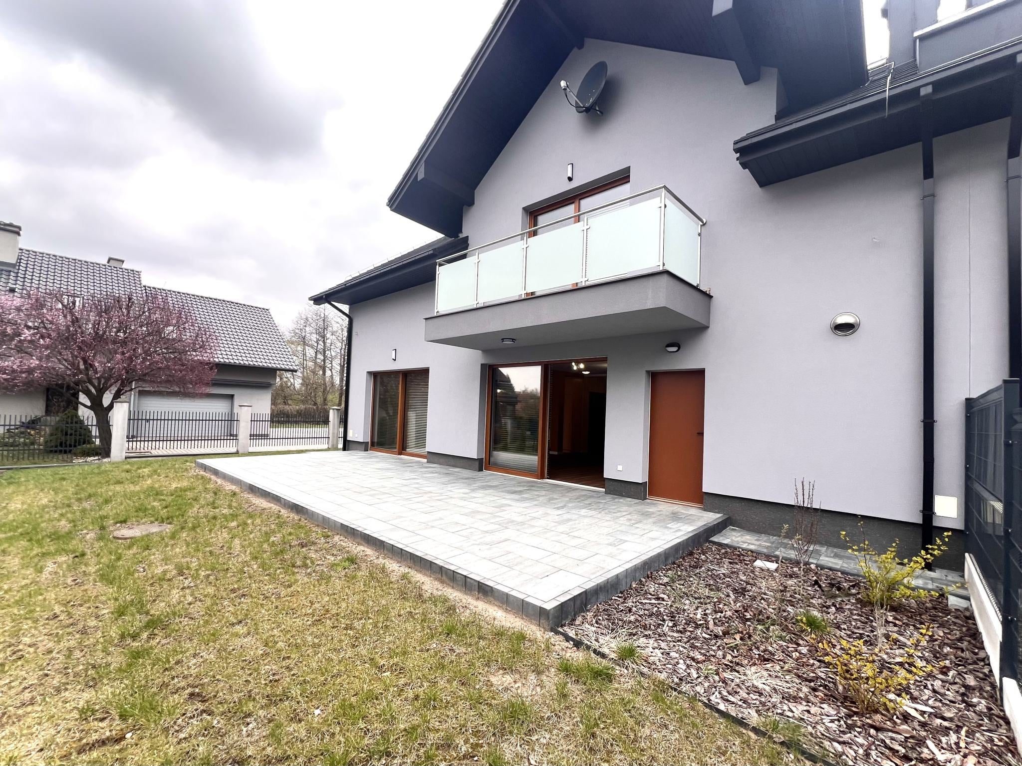 KOMFORTOWY DOM DLA RODZINY | OGRÓD | TARAS 40 M² | 15 MIN DO KRAKOWA