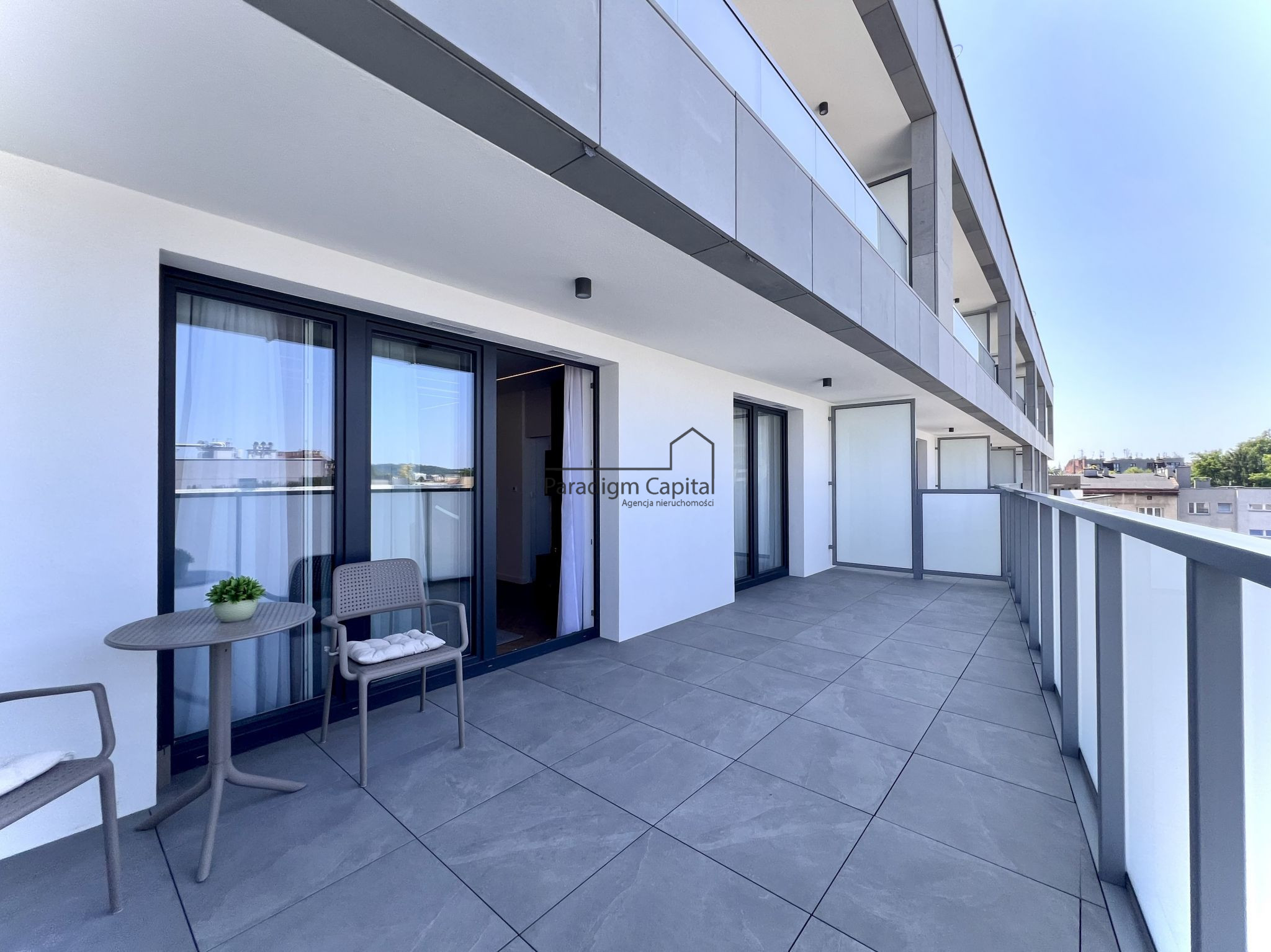 PIERWSZY NAJEM – 2 POKOJE, KLIMATYZACJA, DUŻY TARAS – CIESZYŃSKA 9, KROWODRZA