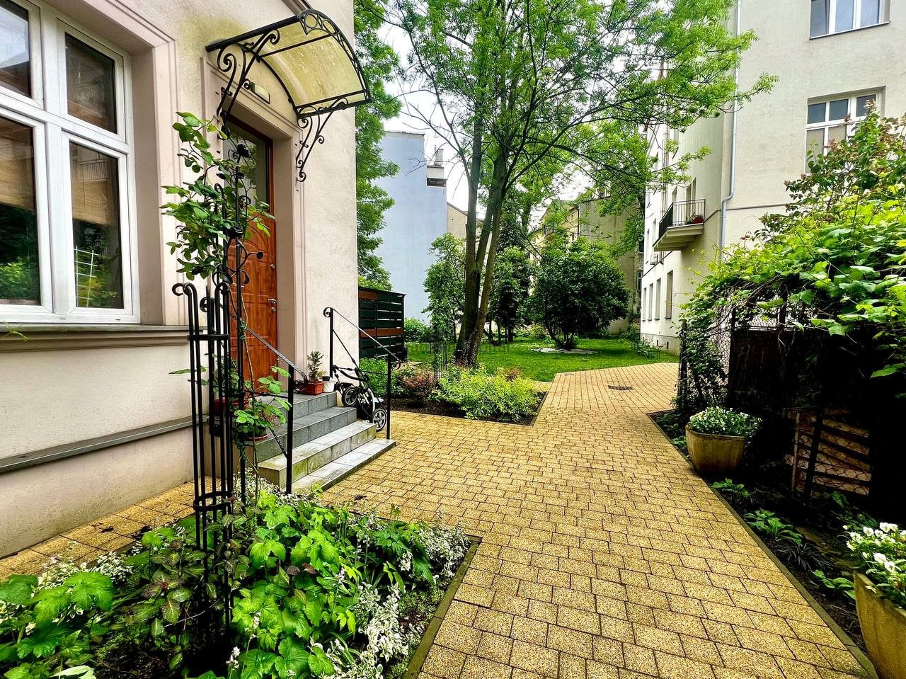 KAZIMIERZ | 2 POKOJE 52 m² | ODDZIELNA KUCHNIA | STAROWIŚLNA