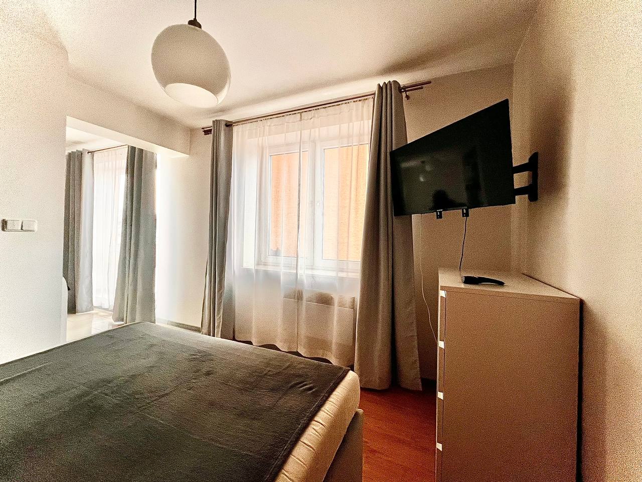 Mieszkanie 30 m² na wynajem – Kraków Krowodrza, duży taras, parking