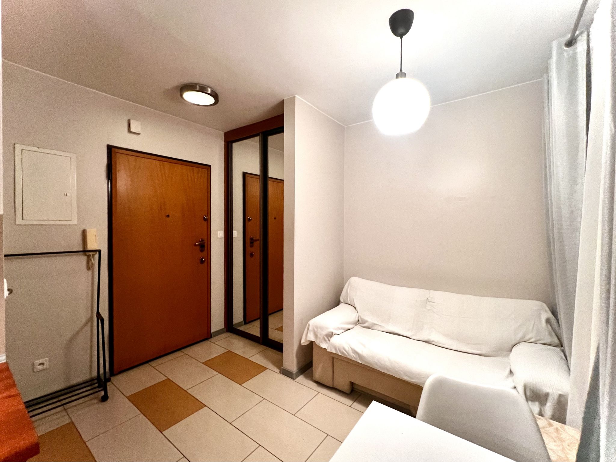 Mieszkanie 30 m² na wynajem – Kraków Krowodrza, duży taras, parking