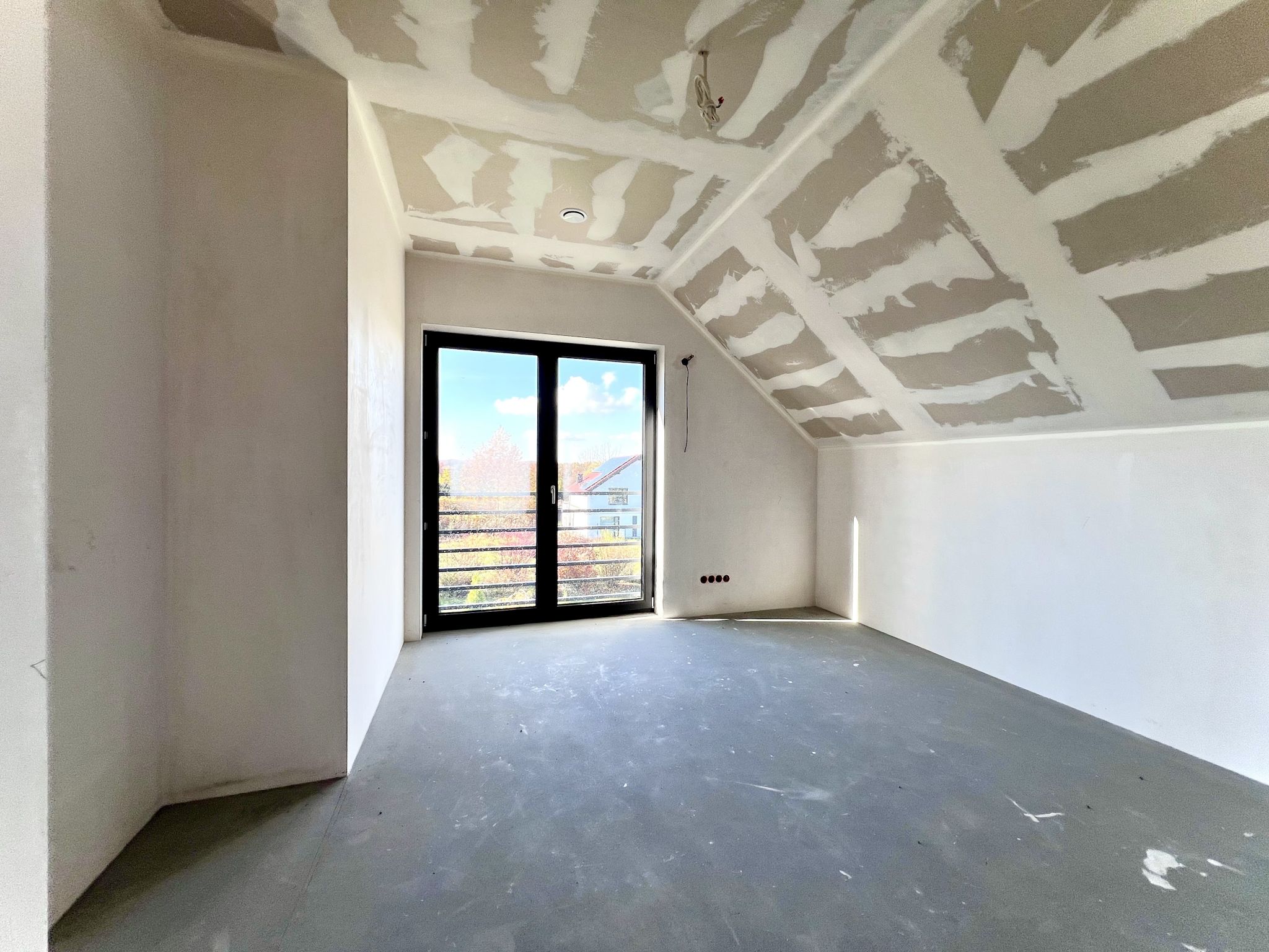 KRAKÓW – DOM PREMIUM 271 m² Z GARAŻEM DWUSTANOWISKOWYM I OGRODEM