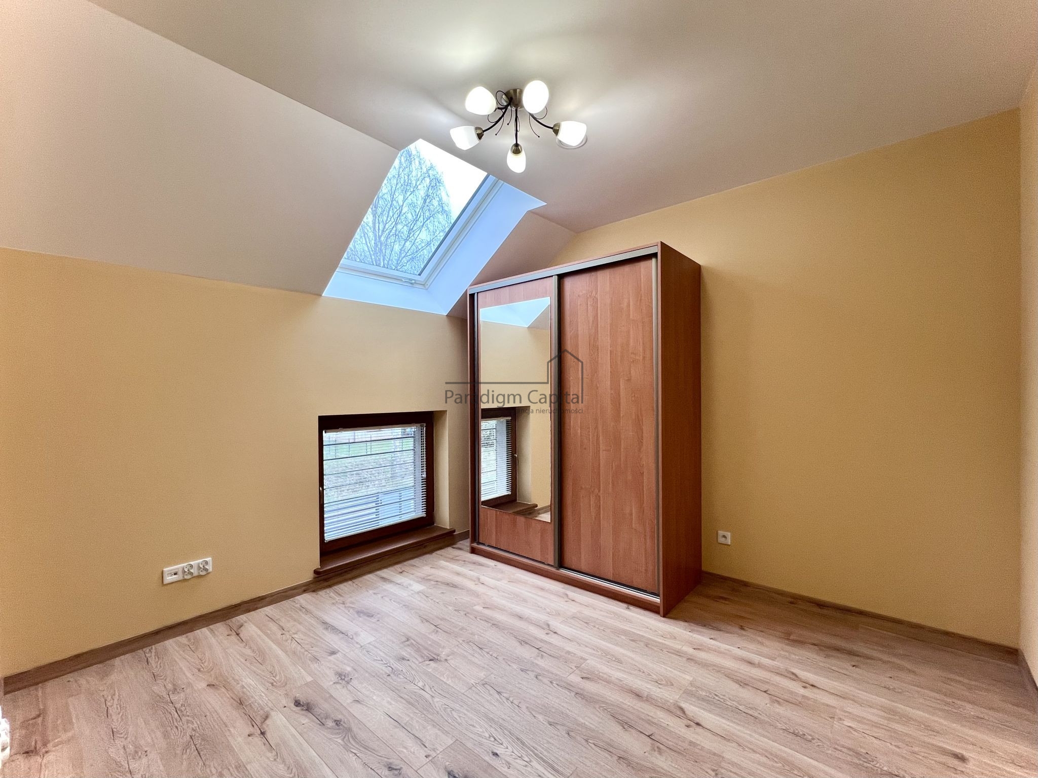 NOWY DOM 219 m² | 3 ŁAZIENKI | OGRÓD | GARAŻ | MODLNICZKA