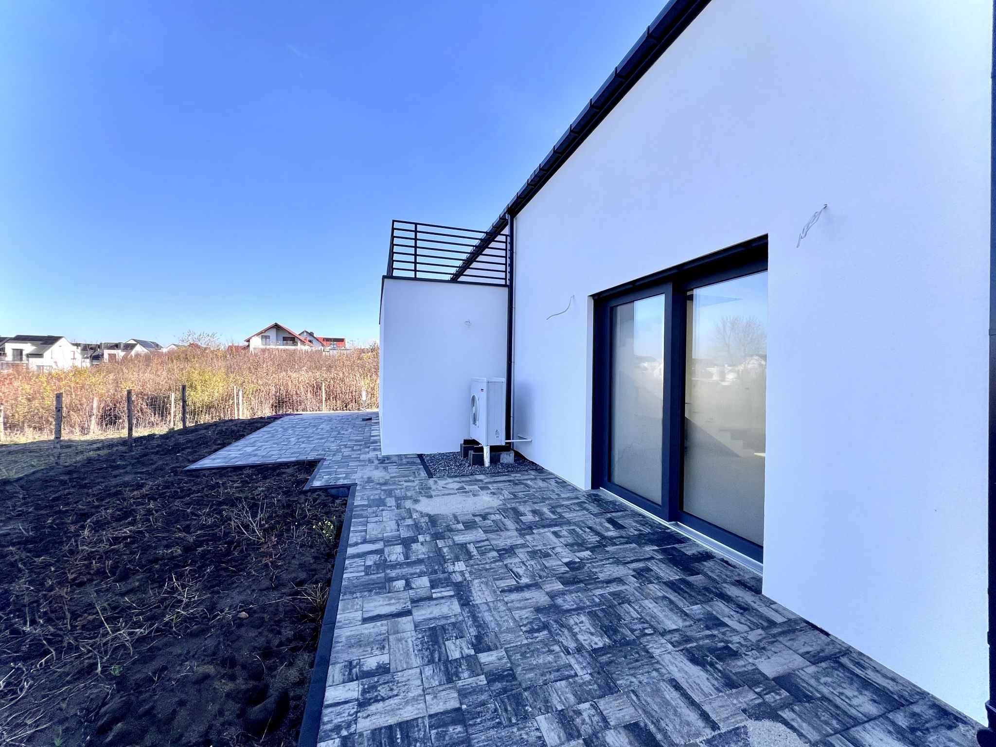 KRAKÓW – DOM PREMIUM 271 m² Z GARAŻEM DWUSTANOWISKOWYM I OGRODEM