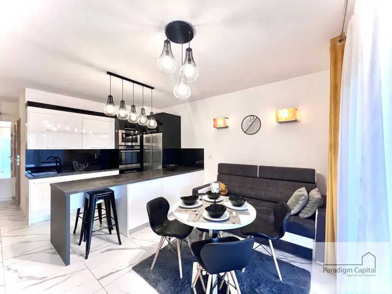 ELEGANCKI APARTAMENT 53 m² Z BALKONEM 21 m² – CITY YES, 2022 ROK