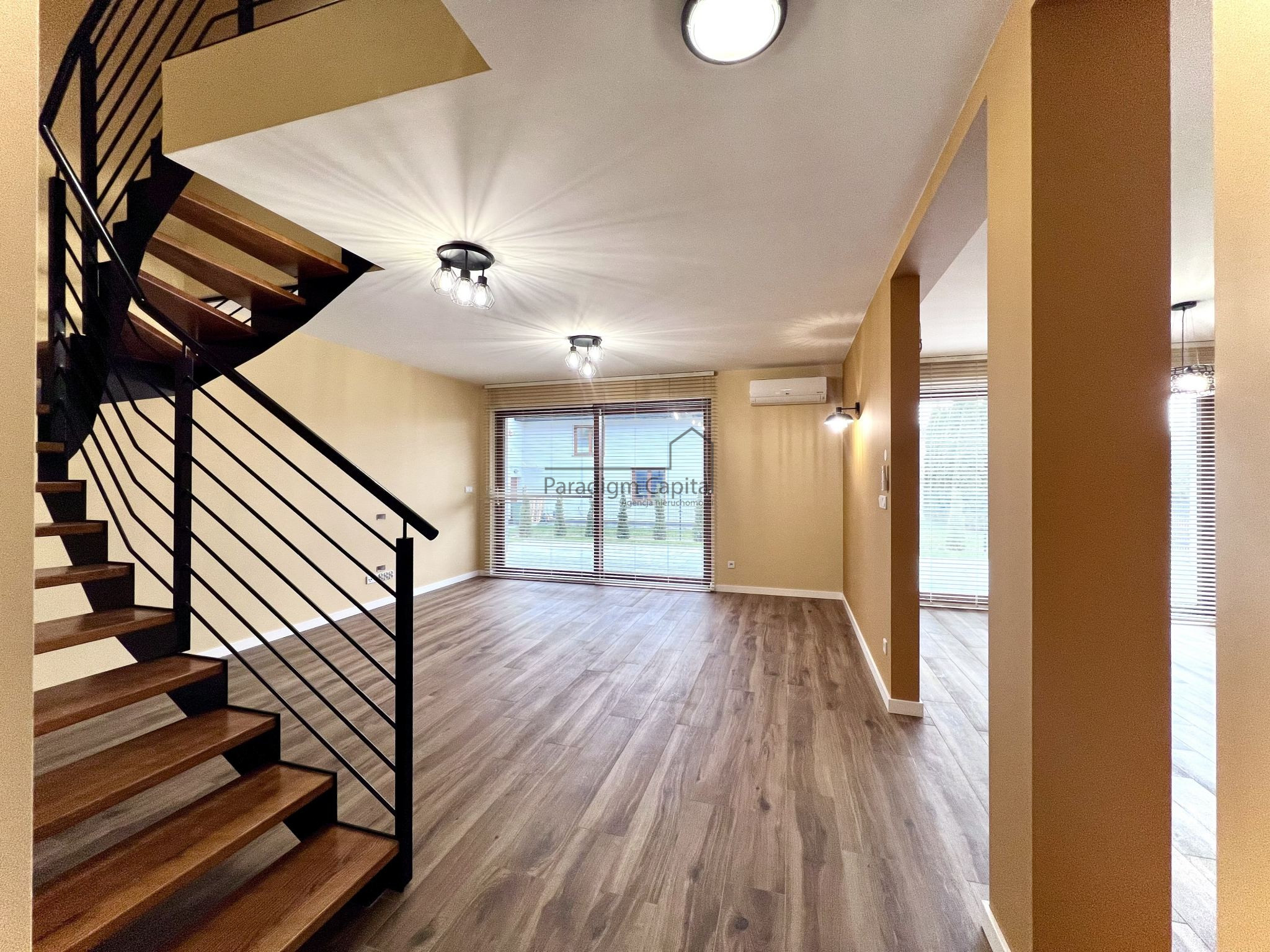 NOWY DOM 219 m² | 3 ŁAZIENKI | OGRÓD | GARAŻ | MODLNICZKA