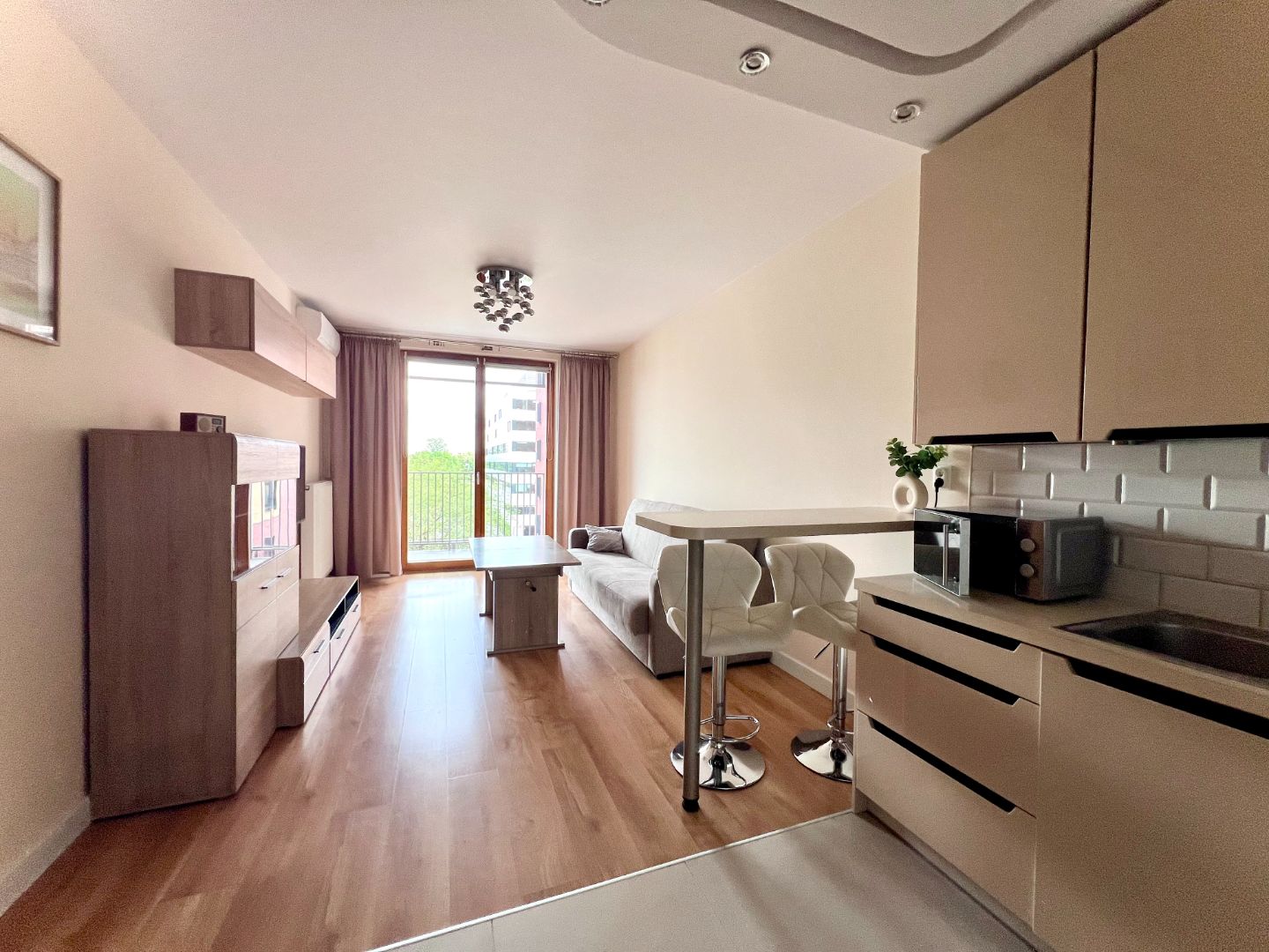 APARTAMENT 2 POKOJE | BALKON 8 M² | 2 KLIMATYZACJE | ZABŁOCIE