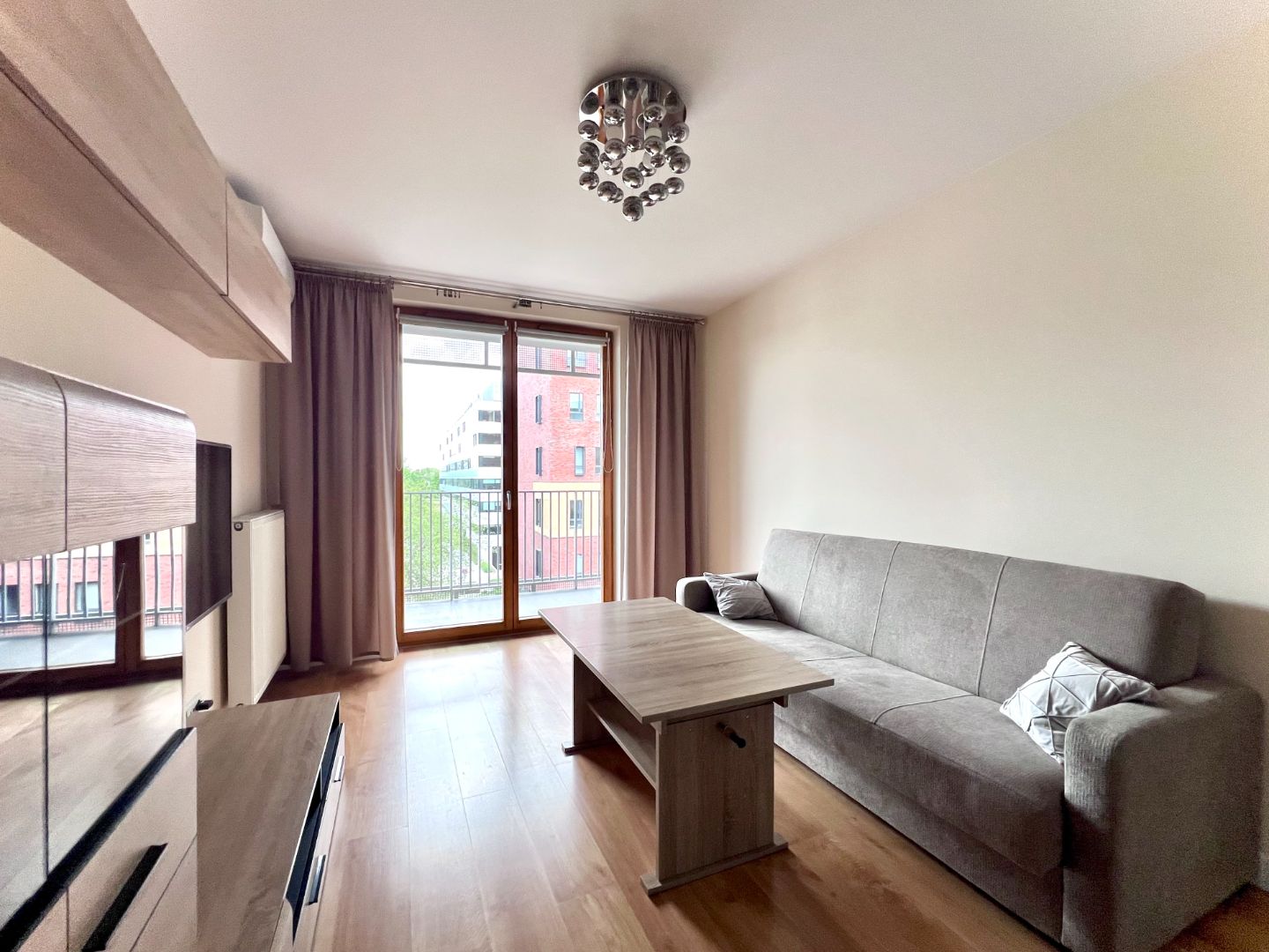 APARTAMENT 2 POKOJE | BALKON 8 M² | 2 KLIMATYZACJE | ZABŁOCIE