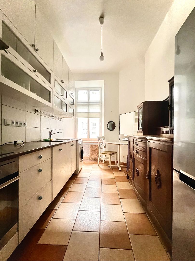 Kazimierz – 2-pokojowe mieszkanie 52 m² z oddzielną kuchnią i ogrodem | ul