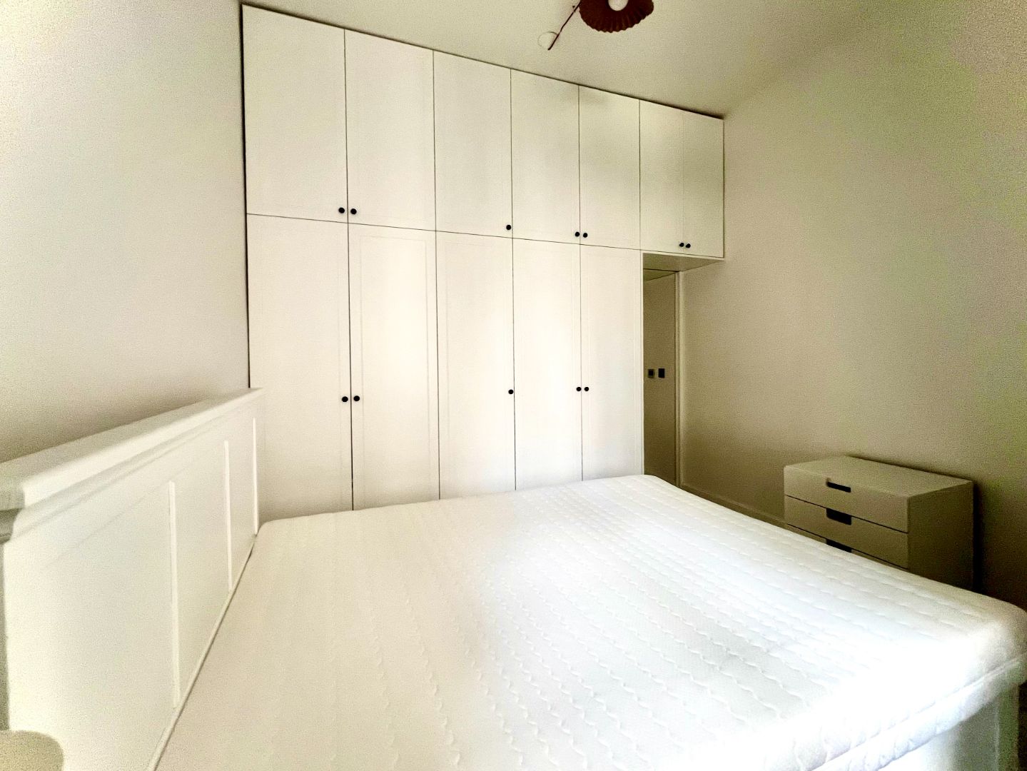 Kazimierz – 2-pokojowe mieszkanie 52 m² z oddzielną kuchnią i ogrodem | ul