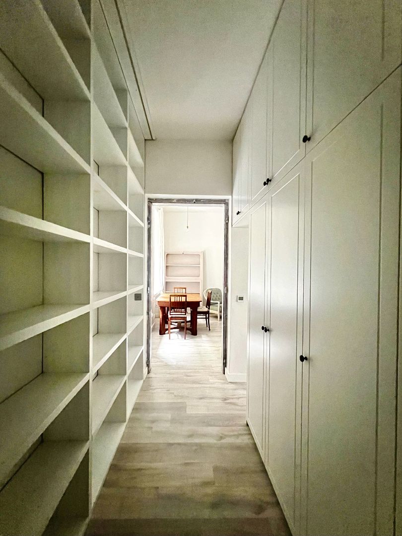 Kazimierz – 2-pokojowe mieszkanie 52 m² z oddzielną kuchnią i ogrodem | ul