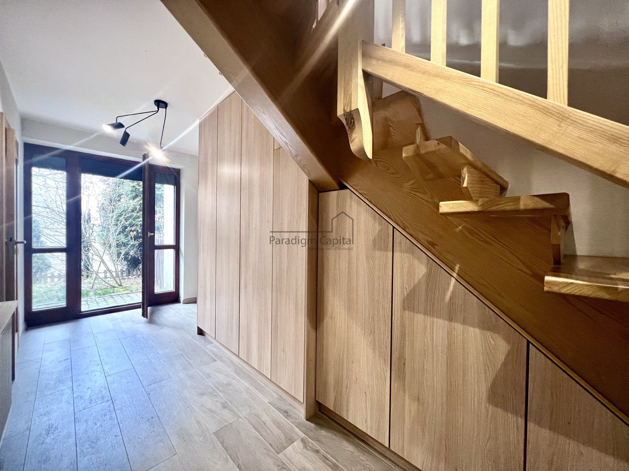 Dom 125 m² na wynajem – Kraków Podgórze – garaż, ogródek