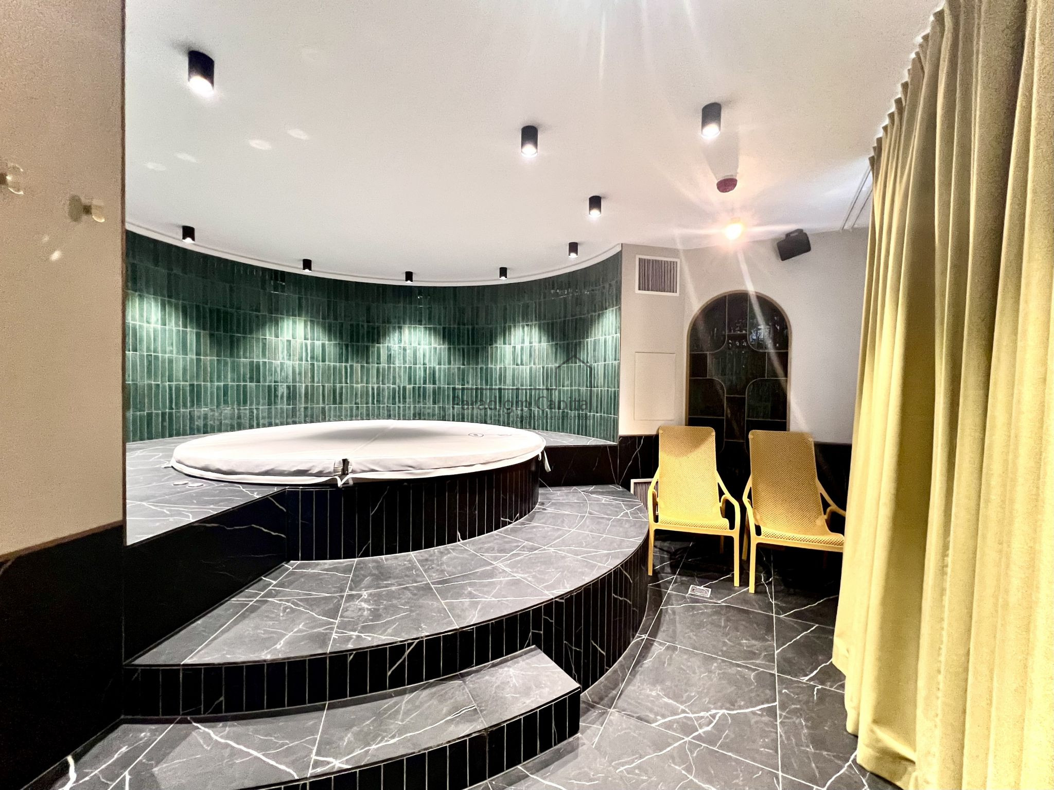 EKSKLUZYWNE STUDIO 40 M² – NOBLE RESIDENCE – WELLNESS – OGRÓD