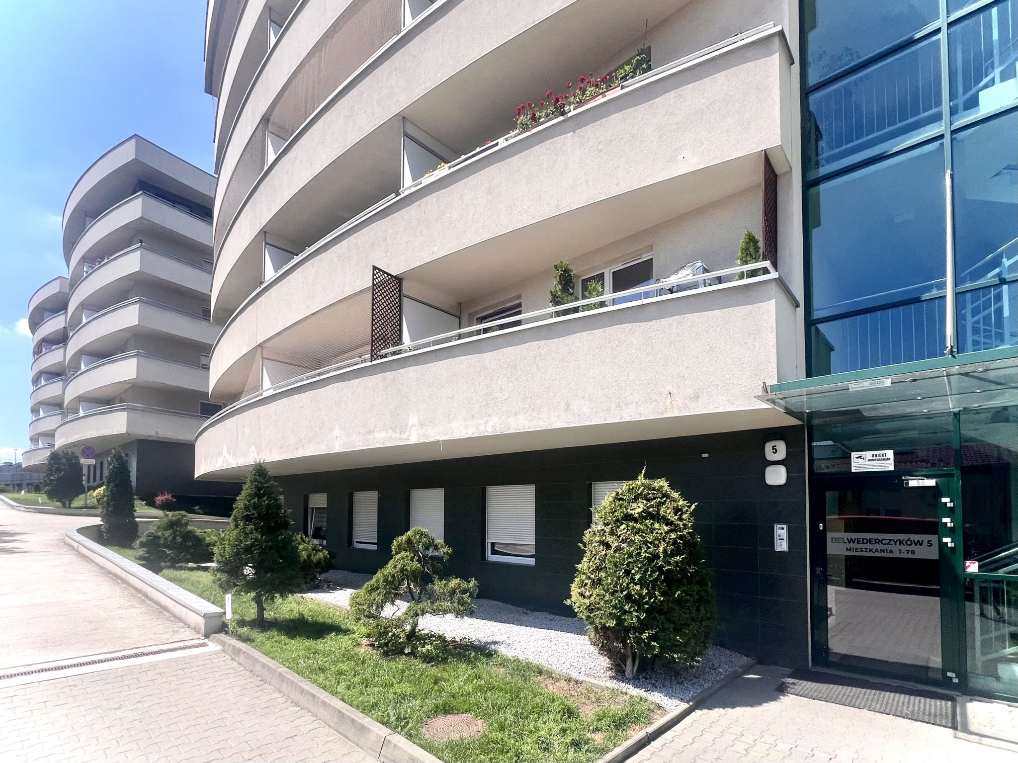 2 pokoje | balkon 10 m² | parking | Górka Narodowa
