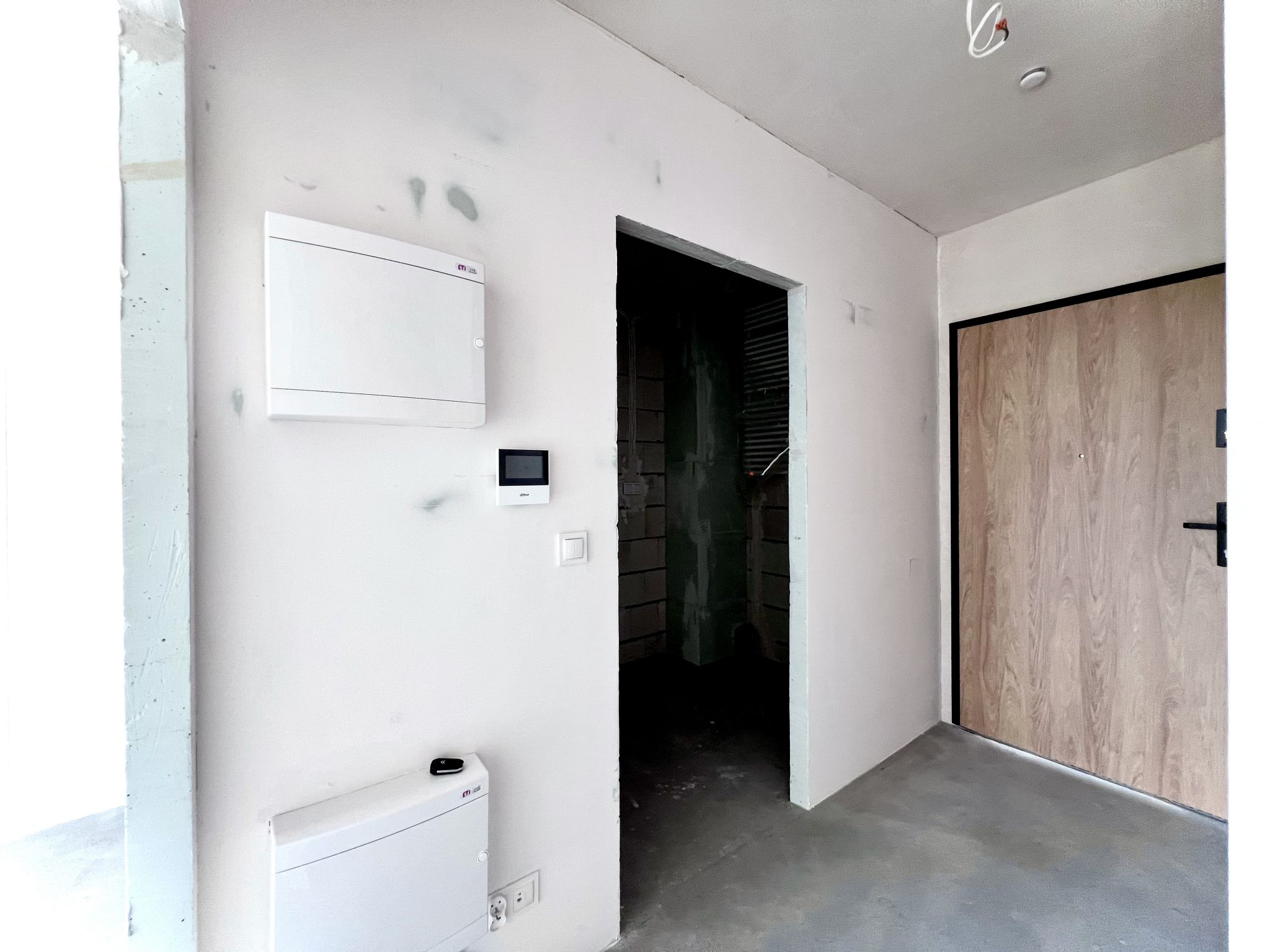 2-POKOJOWE MIESZKANIE 42 m² – BALKON – PODGÓRZE / ZABŁOCIE – TOP LOKALIZACJA