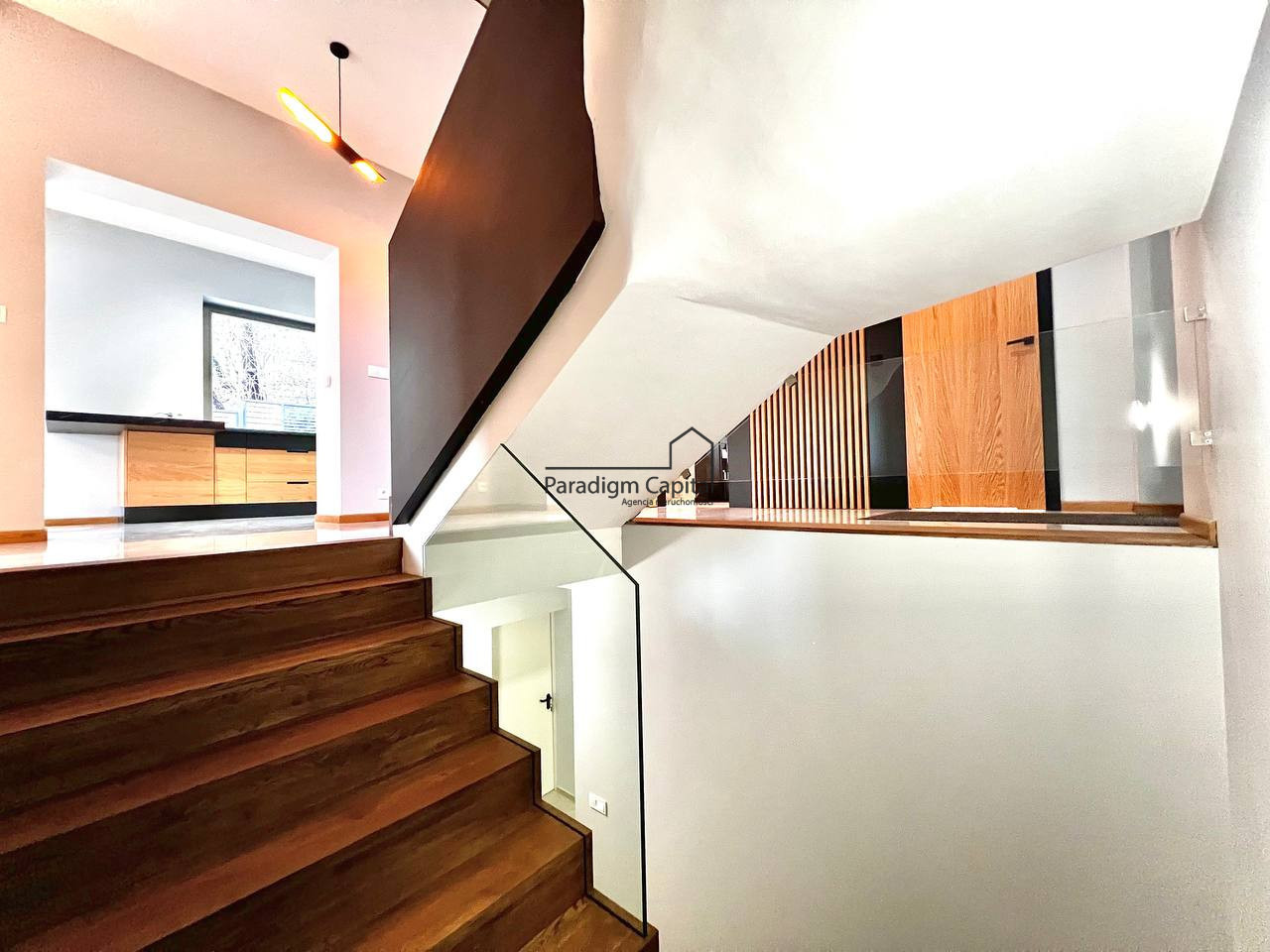 Reprezentacyjny dom 300 m² – Kraków Salwator – biuro, kancelaria, firma