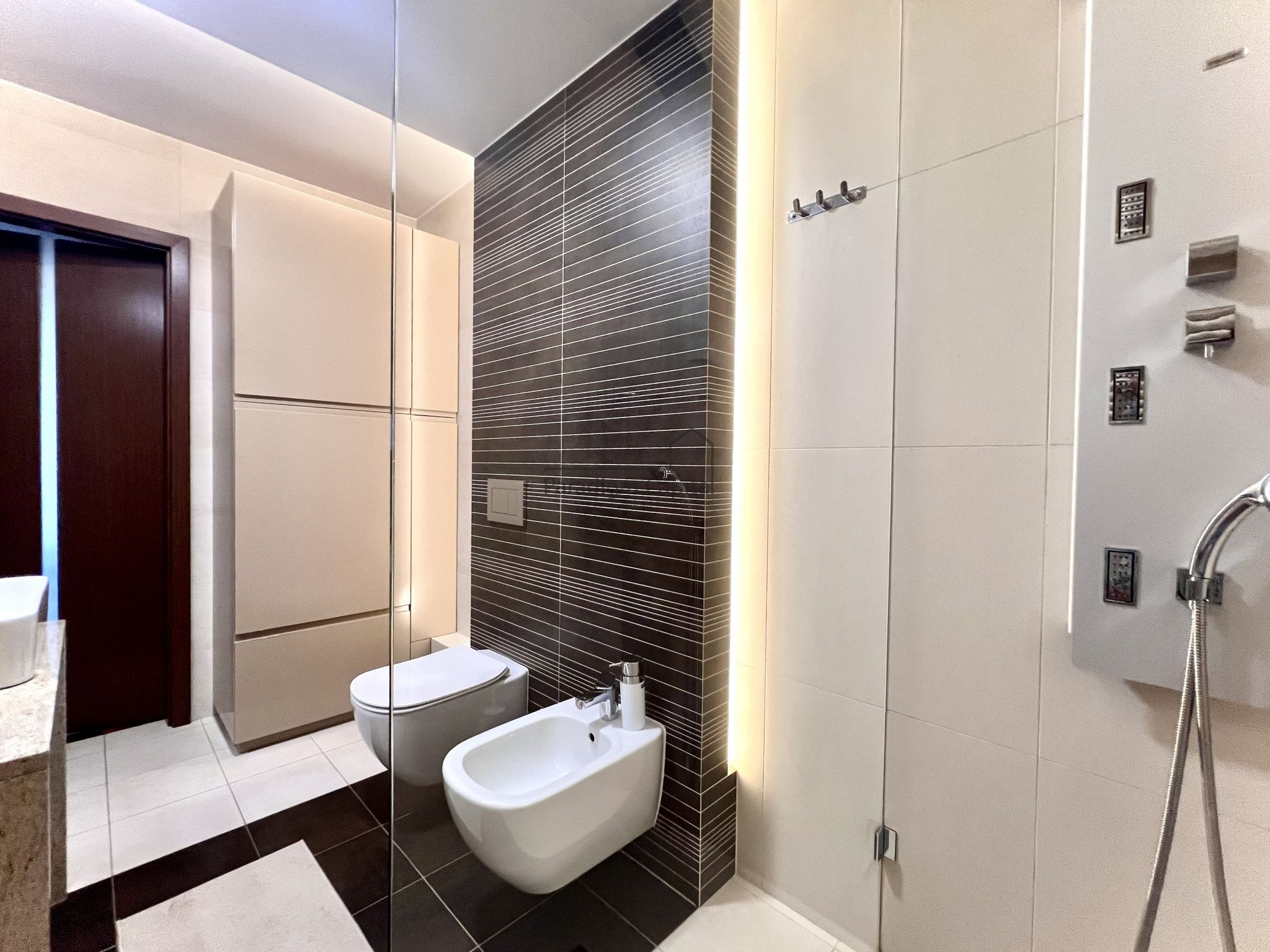 APARTAMENT 79 M² | PANORAMICZNY WIDOK | GARAŻ | GRZEGÓRZKI