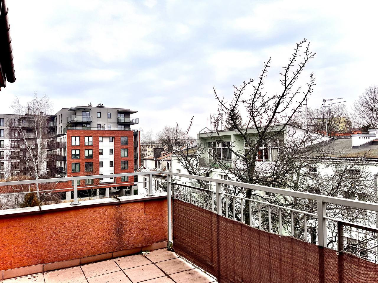 Mieszkanie 30 m² na wynajem – Kraków Krowodrza, duży taras, parking