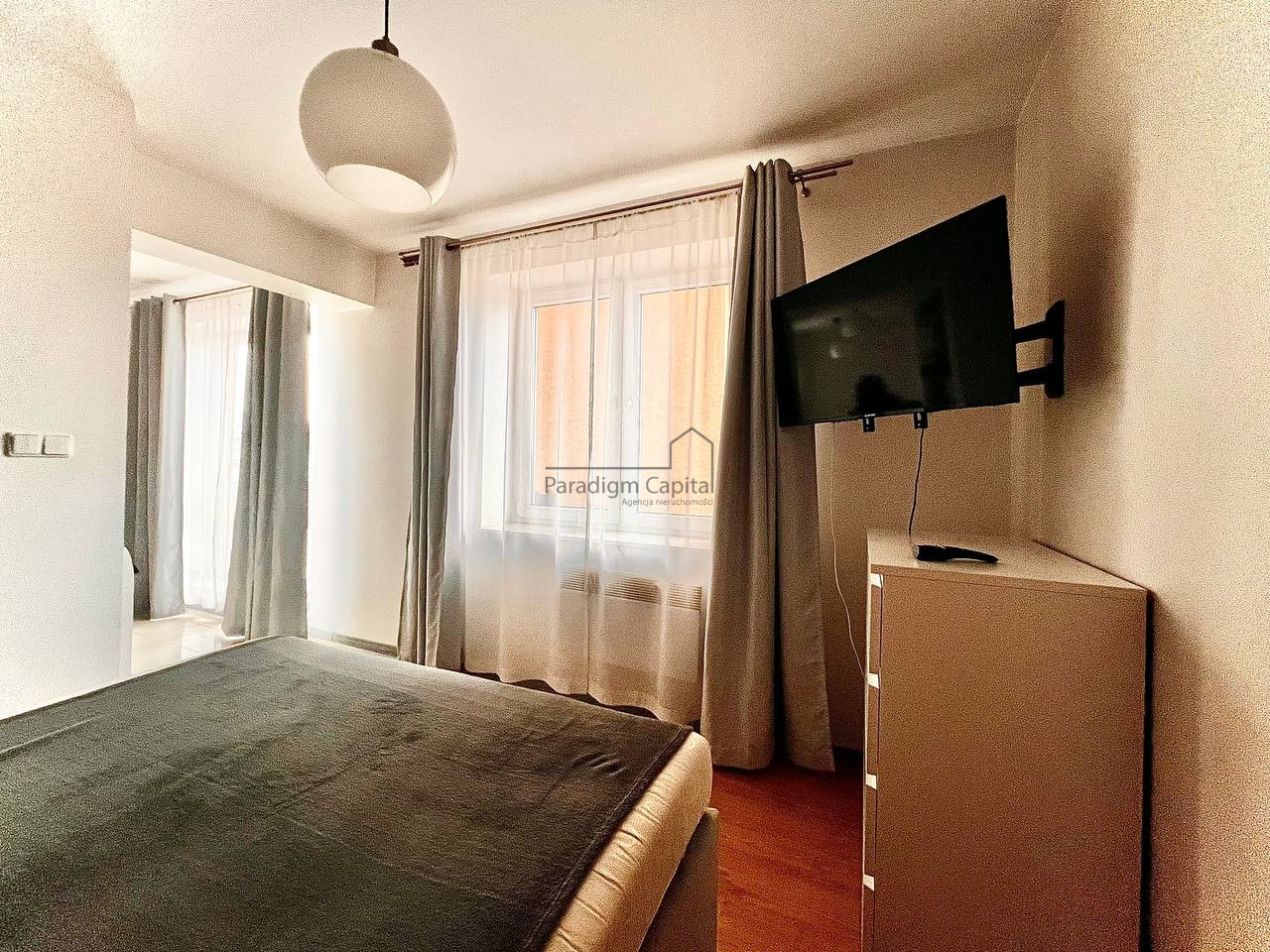 Mieszkanie 30 m² na wynajem – Kraków Krowodrza, duży taras, parking