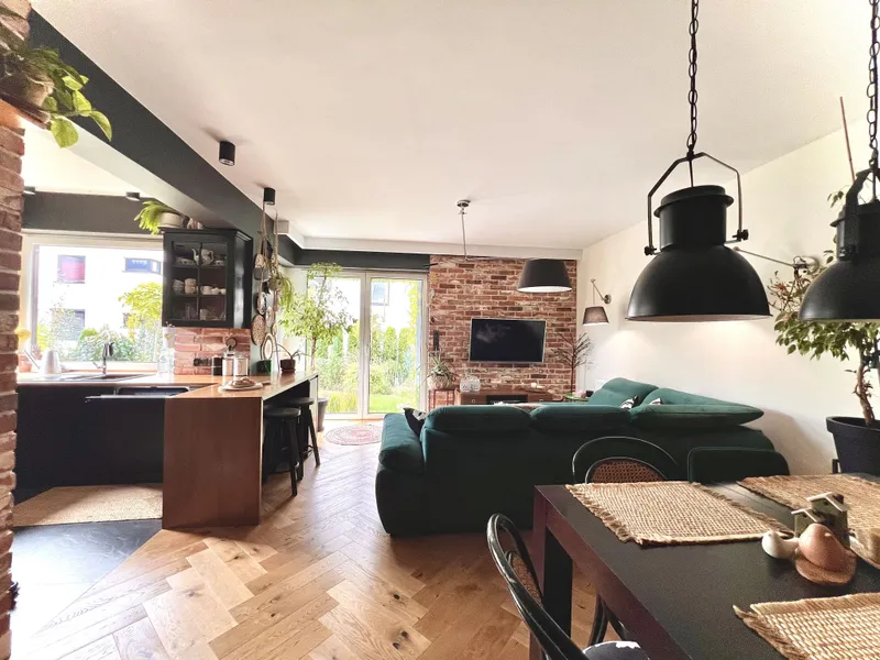 STYLOWY APARTAMENT PREMIUM Z PRYWATNYM OGRODEM, GARAŻEM I DWOMA MIEJSCAMI POSTOJOWYMI