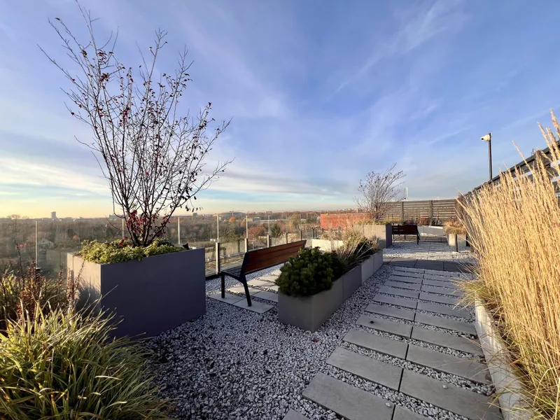 NOWOCZESNE MIESZKANIE PREMIUM 56 m2 Z BALKONEM – CITY YES, NOWOHUCKA, 2022 ROK, RECEPCJA, STREFA CHILLOUT