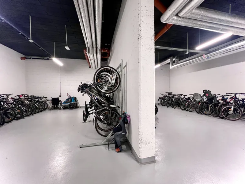 NOWOCZESNE MIESZKANIE PREMIUM 56 m2 Z BALKONEM – CITY YES, NOWOHUCKA, 2022 ROK, RECEPCJA, STREFA CHILLOUT