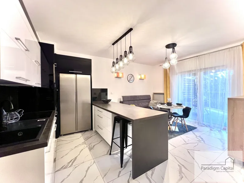 ELEGANCKI APARTAMENT 53 m² Z BALKONEM 21 m² – CITY YES, 2022 ROK