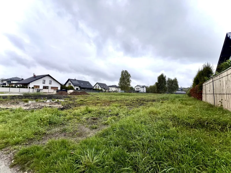 DZIAŁKA BUDOWLANA 6,16 AR + UDZIAŁ W DRODZE – KRAKÓW, PODGÓRZE, UL