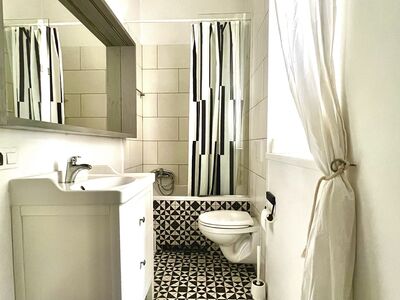 Kazimierz – 2-pokojowe mieszkanie 52 m² z oddzielną kuchnią, Starowiślna ogród