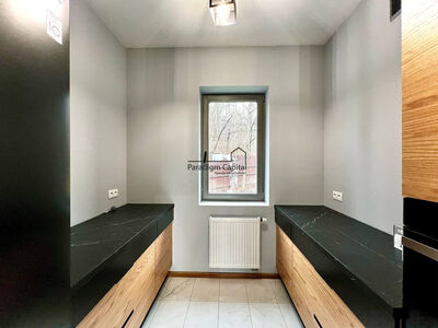 Reprezentacyjny dom 300 m² – Kraków Salwator – biuro, kancelaria, firma