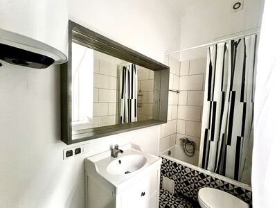 Kazimierz – 2-pokojowe mieszkanie 52 m² z oddzielną kuchnią i ogródkiem