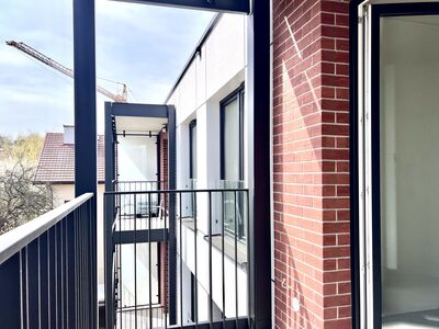 2-POKOJOWE MIESZKANIE 42 m² – BALKON – PODGÓRZE / ZABŁOCIE – TOP LOKALIZACJA