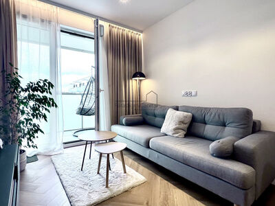 3 Pokoje · Ostatnie Piętro · Balkon · Cieszyńska