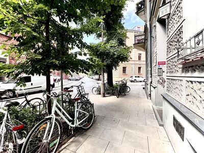 3 Pokoje · 60 M² · Centrum · Ul. Siemiradzkiego