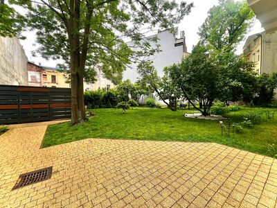 Kazimierz – 2-pokojowe mieszkanie 52 m² z oddzielną kuchnią, Starowiślna ogród