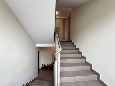 Wyjątkowe, kameralne mieszkanie z balkonem 10 m² – Kraków, zieleń, cisza