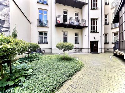 3 Pokoje · 60 M² · Centrum · Ul. Siemiradzkiego