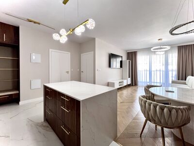 NOWE 2-POKOJOWE 53 m² Z KLIMATYZACJĄ I GARAŻEM – KROWODRZA