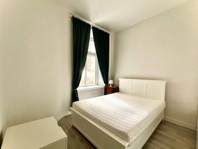 Kazimierz – 2-pokojowe mieszkanie 52 m² z oddzielną kuchnią, Starowiślna ogród