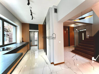 Reprezentacyjny dom 300 m² – Kraków Salwator – biuro, kancelaria, firma